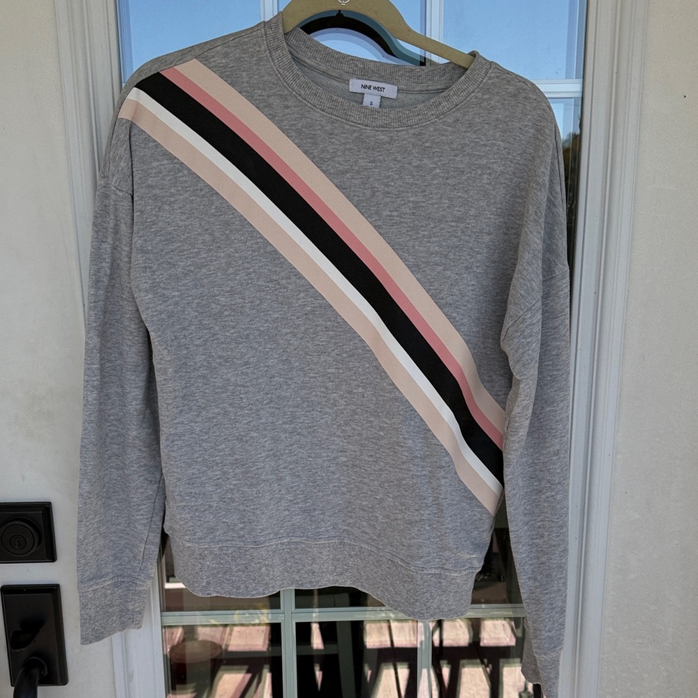 Nine West Heather Gray Sweater with Diagonal Stripes Small